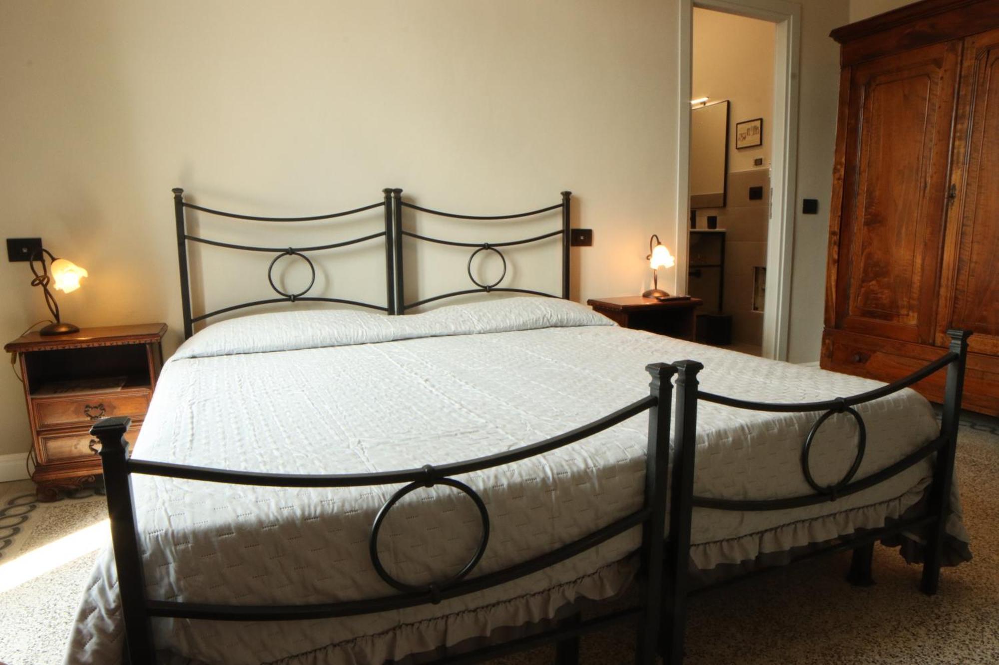 Bed and Breakfast Di Vin Roero Vezza d'Alba Esterno foto