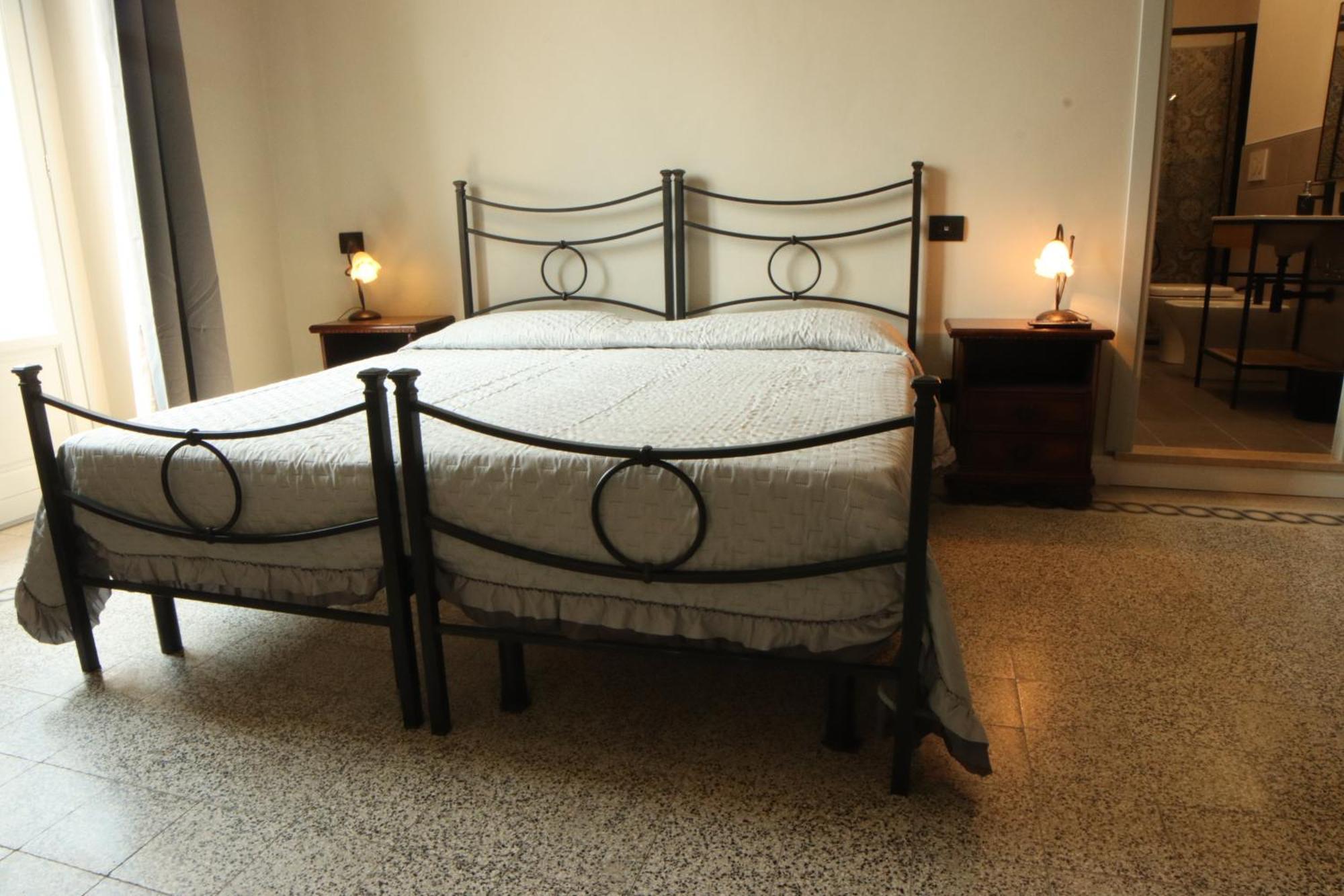 Bed and Breakfast Di Vin Roero Vezza d'Alba Esterno foto