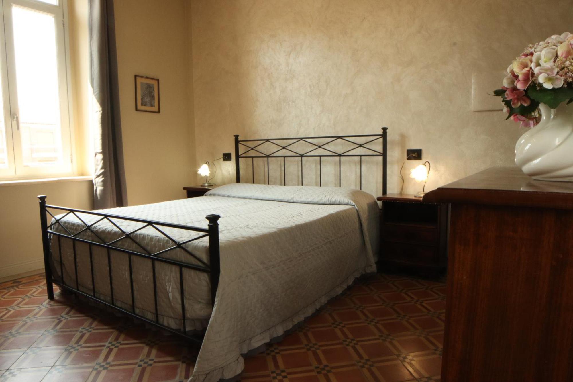 Bed and Breakfast Di Vin Roero Vezza d'Alba Esterno foto